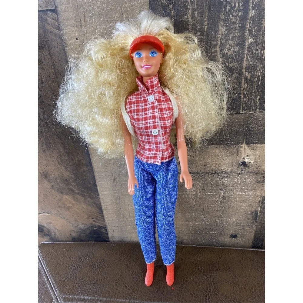 Vintage 1966 Malaysia‎ Barbie Blonde 1995 Lee Jeans Red Gingham Backpack Visor